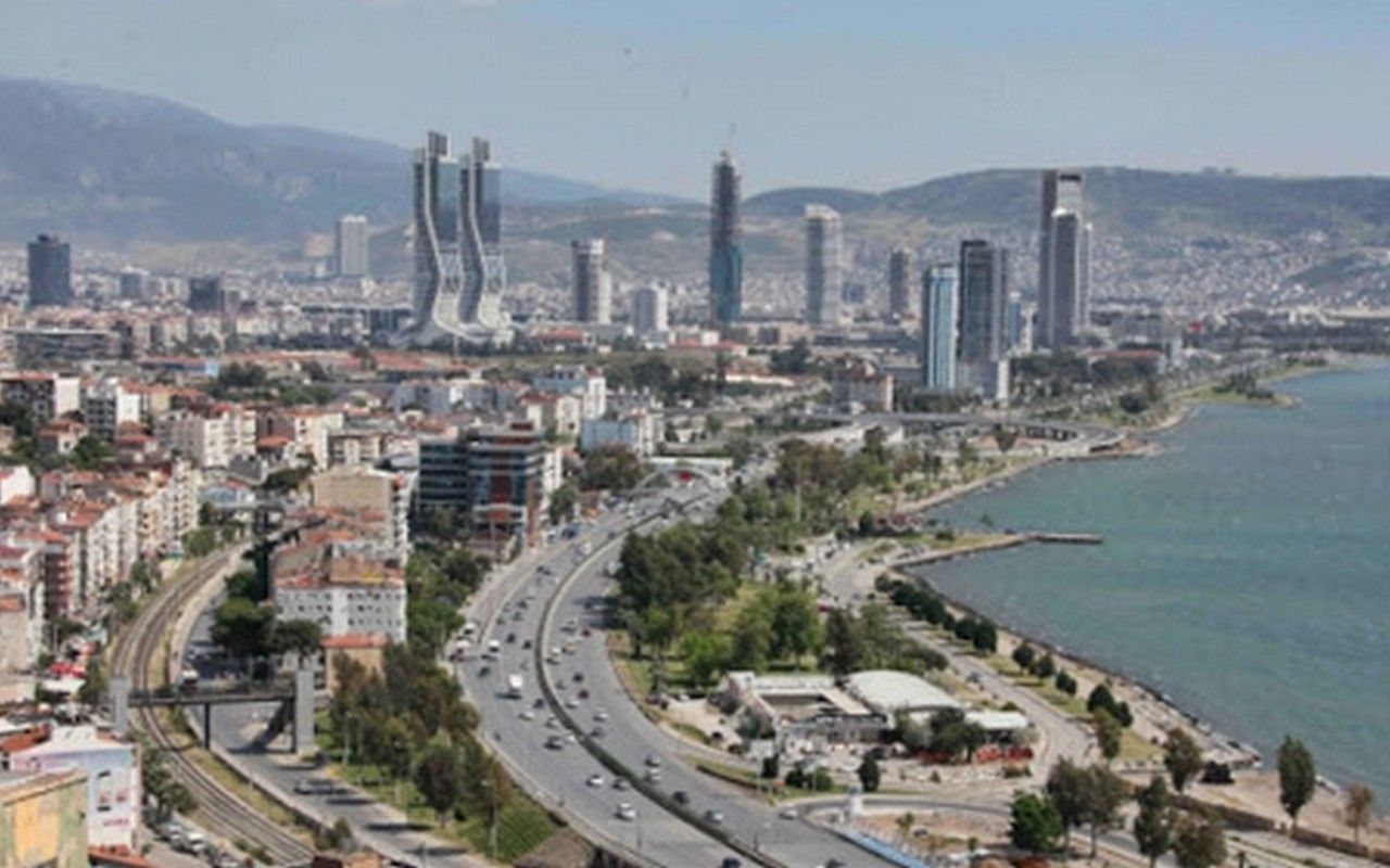 Bayraklı Çit